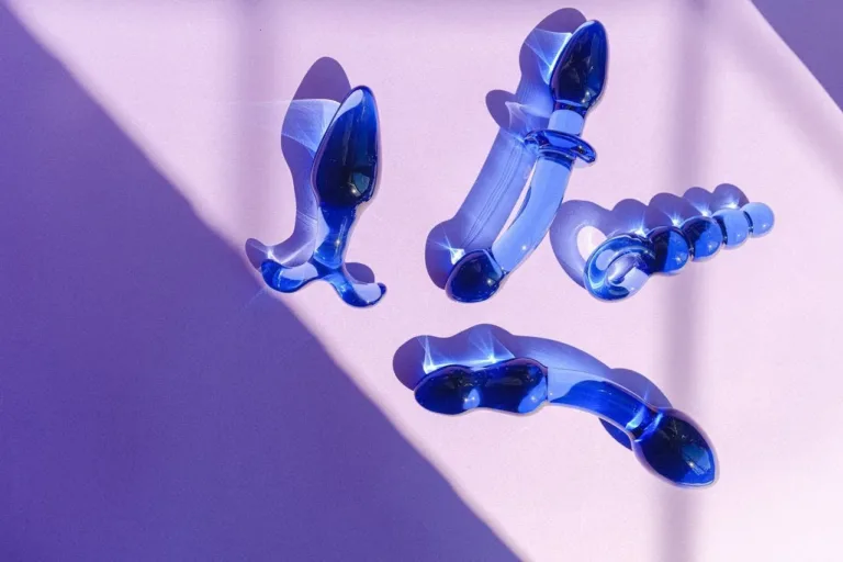 Sextoys für Männer: Unsere Lieblinge für Solo und zu zweit