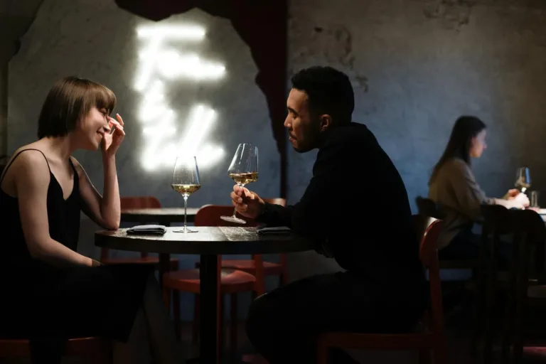 Erstes Date: Kreative Ideen abseits von Kino und Café